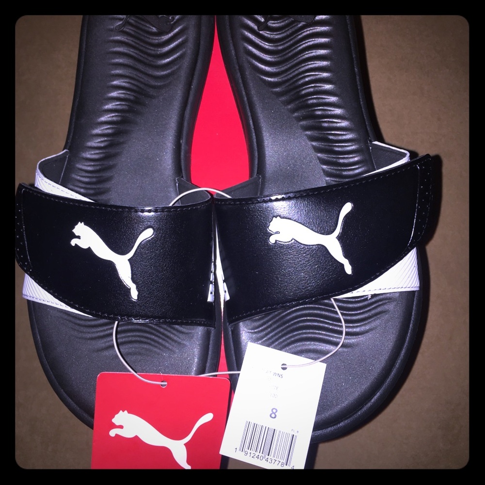 Women’s PUMA Surfcat Sandals Size 8